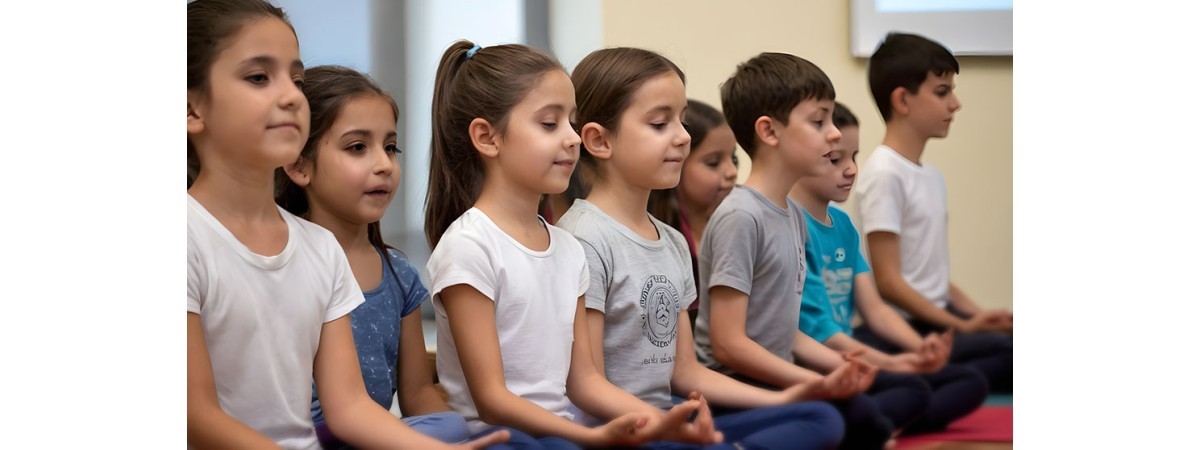 La meditación para niñas y niños en las aulas